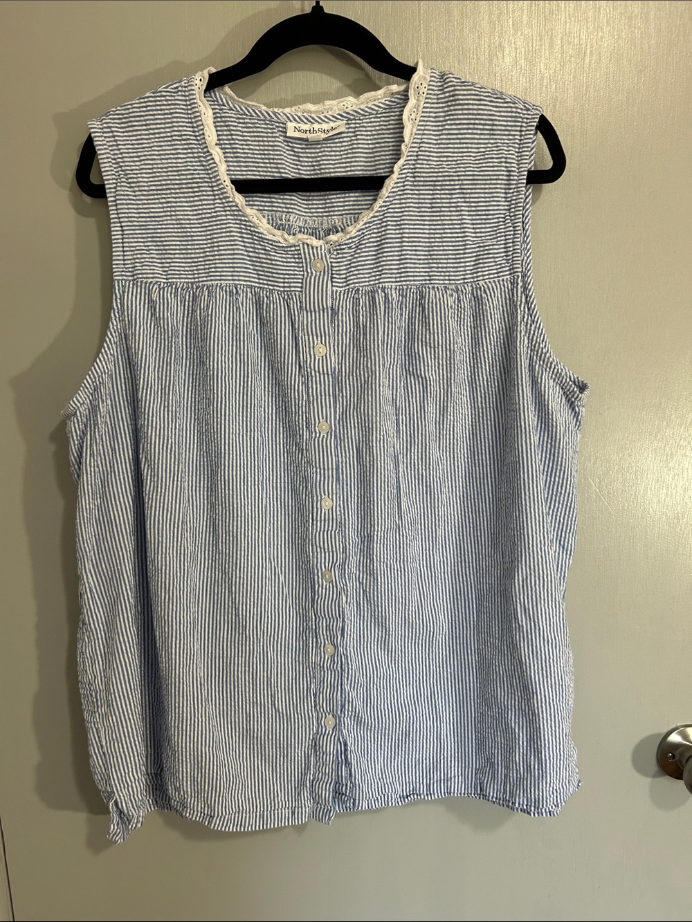 NorthStyle Seersucker Striped Lace Trim Sleeveless Button Front Tank Top 3X